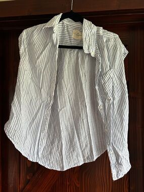 American Eagle Outfitters White Shirt with Light Blue Stripes